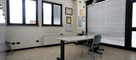 170m² Office in Lucca, Italy No. 177981 5