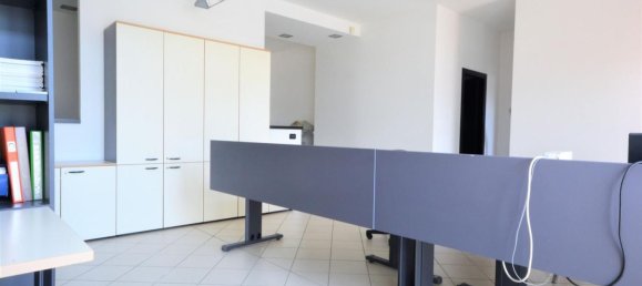 170m² Office in Lucca, Italy No. 177981 24