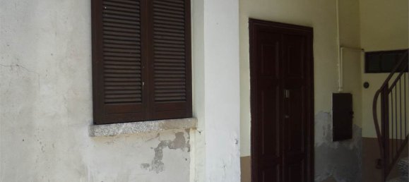 Oficina de 2 habitaciónes en Cesano Maderno, Italy No. 317395 8