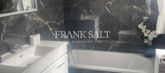 2 bedrooms Penthouse in Zabbar, Malta No. 8197 9