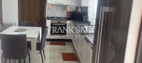 2 bedrooms Penthouse in Zabbar, Malta No. 8197 12