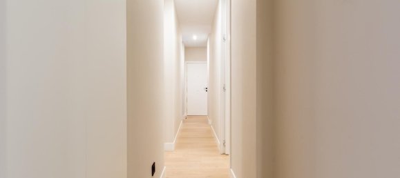 3 bedrooms Apartment in Madrid, Spain No. 125709 5