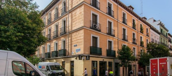 3 bedrooms Apartment in Madrid, Spain No. 125709 18