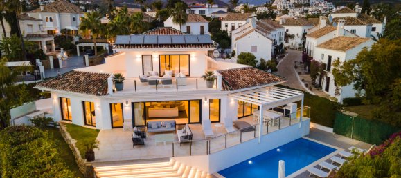 Вилла с 5 спальнями в Марбелья, Испания № 74040 34