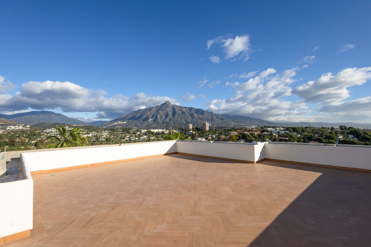 2 bedrooms Apartment in Marbella, Spain No. 123164
