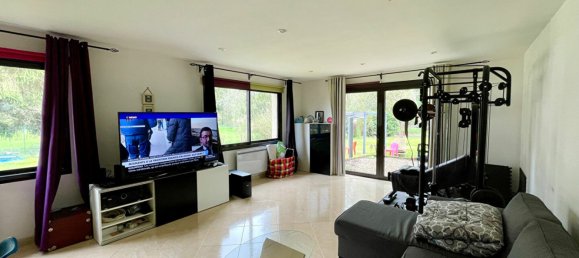 2 bedrooms House in Chaumont-en-Vexin, France No. 254939 7