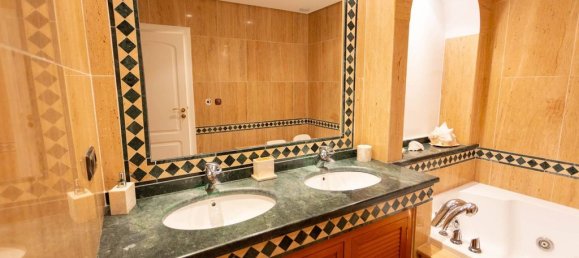 3 bedrooms Apartment in Marbella, Spain No. 279089 20