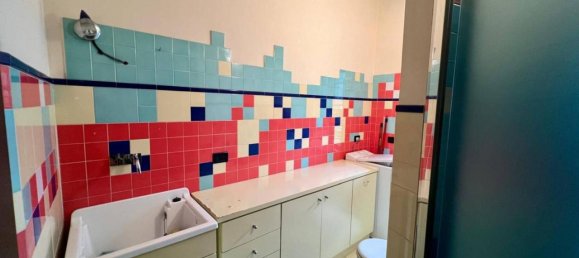 Квартира с 3 комнатами в Турин, Италия № 32360 11