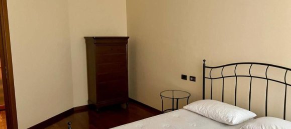 Квартира с 3 комнатами в Турин, Италия № 32360 15