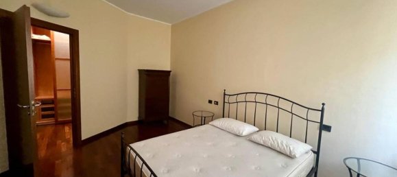 Квартира с 3 комнатами в Турин, Италия № 32360 22