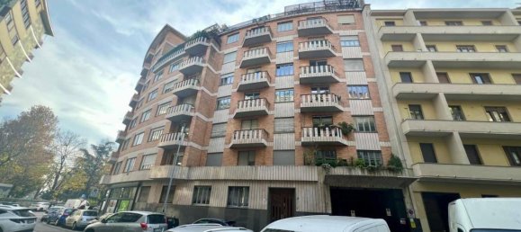 Квартира с 3 комнатами в Турин, Италия № 32360 41