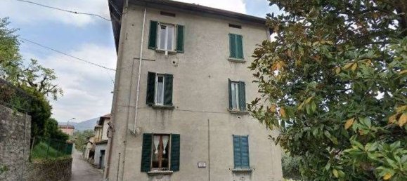 Apartamento de 2 habitaciónes en Caslino d'Erba, Italy No. 6824 11