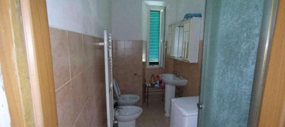 Apartamento de 2 habitaciónes en Caslino d'Erba, Italy No. 6824 3