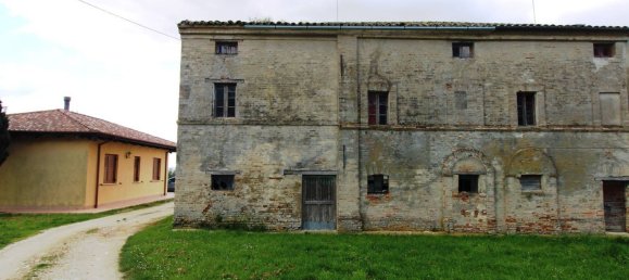 4 bedrooms House in Morrovalle, Italy No. 351496 7