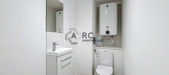 Apartamento de 2 dormitorios en Orleans, France No. 53403 5