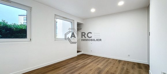 Apartamento de 2 dormitorios en Orleans, France No. 53403 8