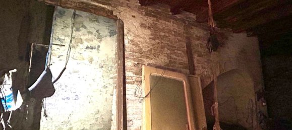 44m² Garage in Cerda, Italy No. 324486 3