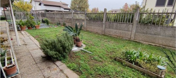 5 rooms Villa in Solaro, Italy No. 130704 4