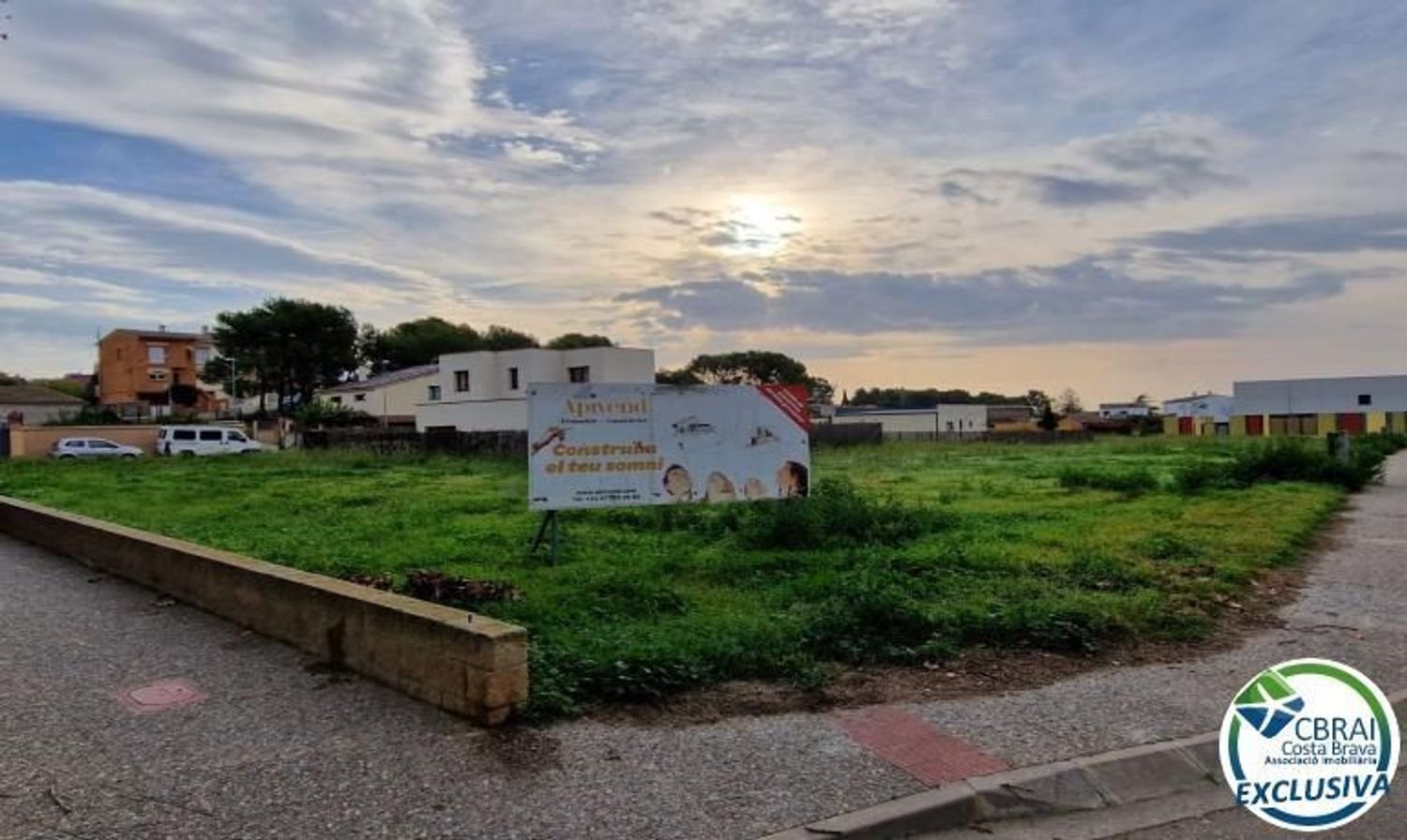 Grundstück in Garriguella, Spain 400m², Nr. 73557