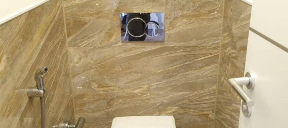 Квартира с 2 комнатами в Бригиттенау, Австрия № 224743 15