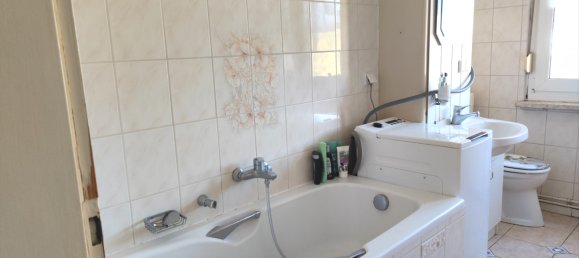 4 rooms Apartment in Altenburger Land, Germany No. 153850 11