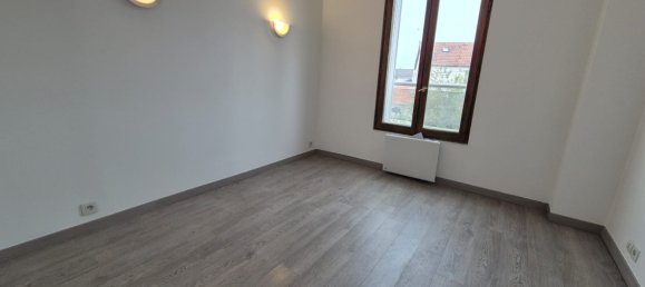 1 chambre Appartement à Drancy, France No. 345821 2