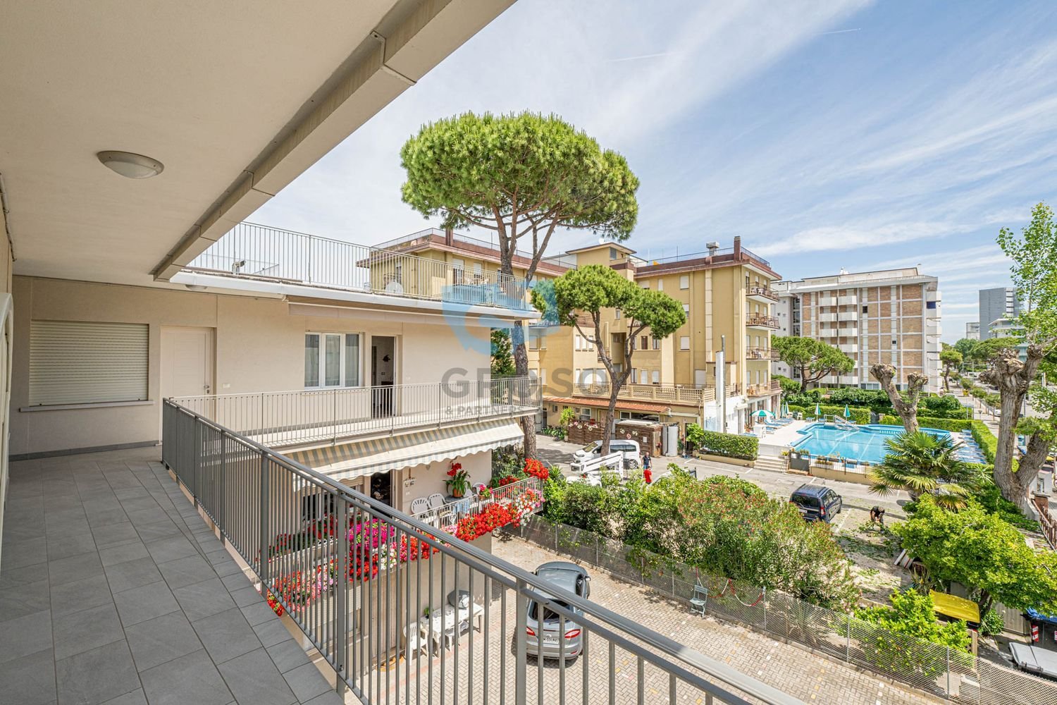 Apartamento de 3 habitaciónes en Jesolo, Italy No. 258789