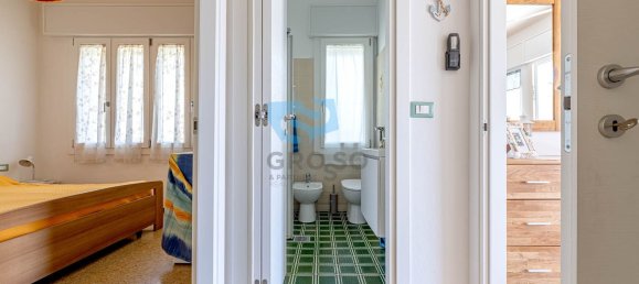 Apartamento de 3 habitaciónes en Jesolo, Italy No. 258789 19