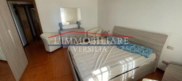 6 bedrooms Villa in Carrara, Italy No. 215086 13