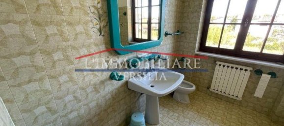 6 bedrooms Villa in Carrara, Italy No. 215086 21