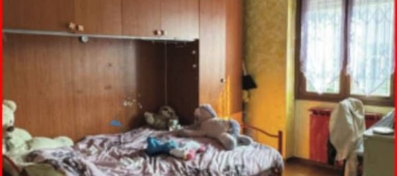 3 rooms Apartment in Cormano, Italy No. 215839 6