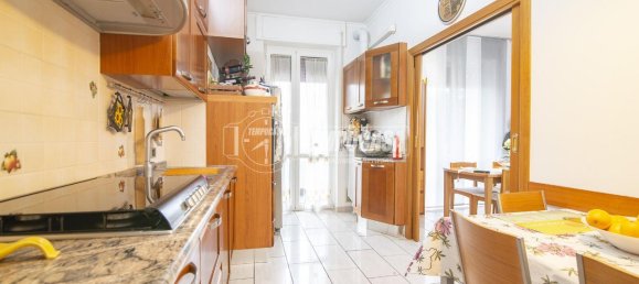 Studio in Sesto San Giovanni, Italy No. 25735 13