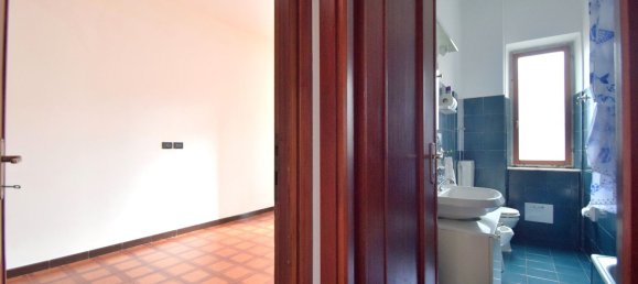 2 bedrooms Apartment in Savignone, Italy No. 358060 18