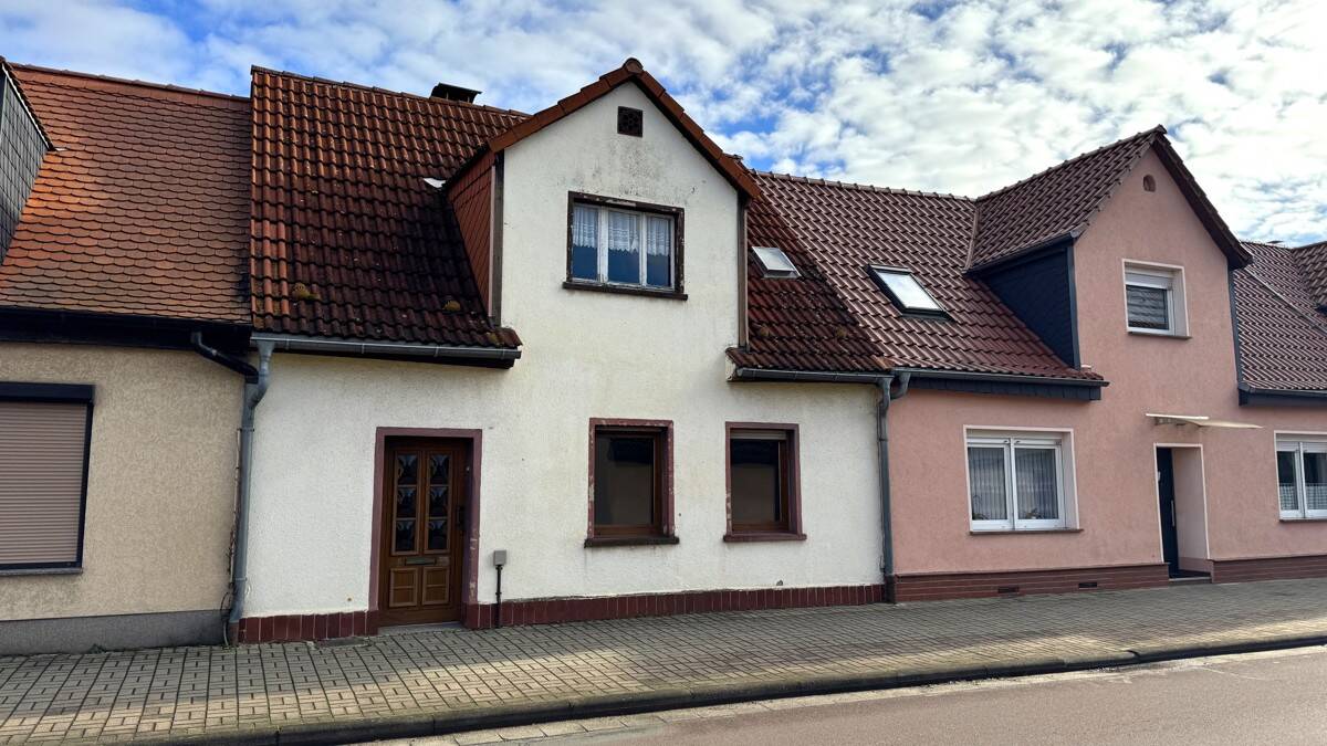 Moradia em banda de 7 divisões em Anhalt-Bitterfeld, Germany N.º 144159