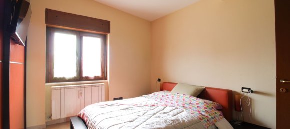 3 Schlafzimmer Wohnung in Avezzano, Italy, Nr. 331388 13