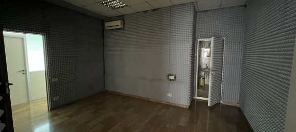 Gewerbliche Immobilie in Trento, Italy 140m², Nr. 331547 4