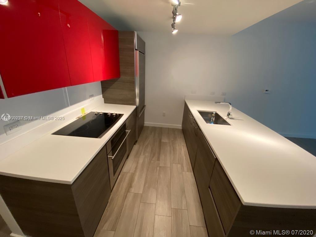 Propriedade comercial T2 em Miami, EUA N.º 614238
