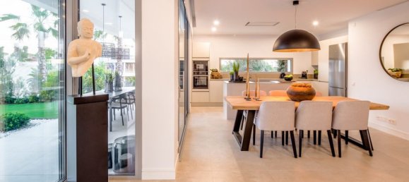 4 Schlafzimmer Villa in Marbella, Spain, Nr. 3254 10