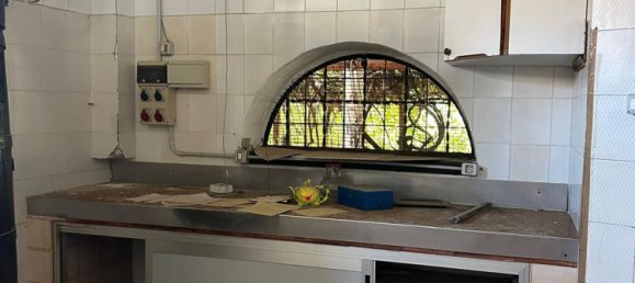 Gewerbliche Immobilie in Lipari, Italy 420m², Nr. 251127 11