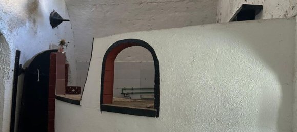 Gewerbliche Immobilie in Lipari, Italy 420m², Nr. 251127 9