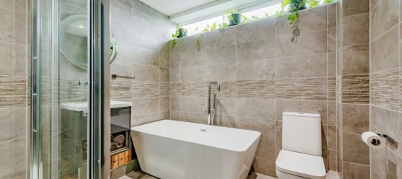 Casa de 6 dormitorios en East Grinstead, United Kingdom No. 10432 25