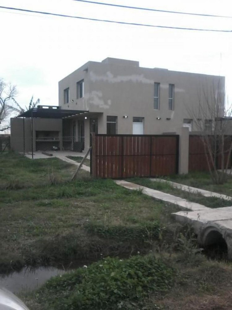 2 bedrooms House in Santa Fe, Argentina No. 1550