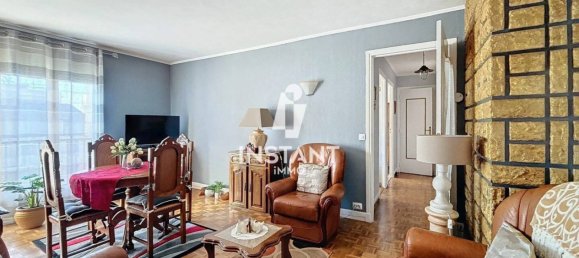 2 bedrooms Apartment in Nogent-sur-Marne, France No. 144441 3