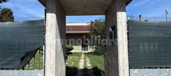 5-Zimmer Villa in Roverchiara, Italy, Nr. 370379 8