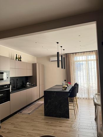 Apartamento de 5 divisões em Gela, Italy N.º 286512