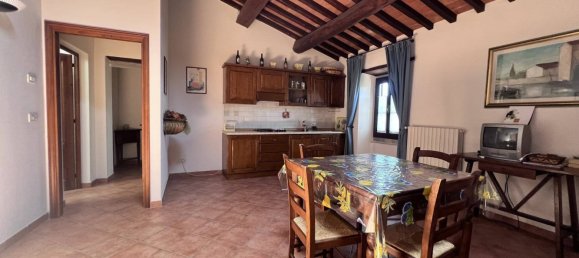 Квартира с 10 спальнями в Террануова Браччолини, Италия № 264811 40