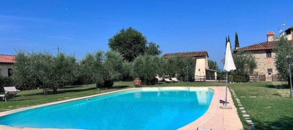 Квартира с 10 спальнями в Террануова Браччолини, Италия № 264811 17