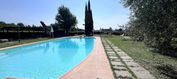 Квартира с 10 спальнями в Террануова Браччолини, Италия № 264811 16