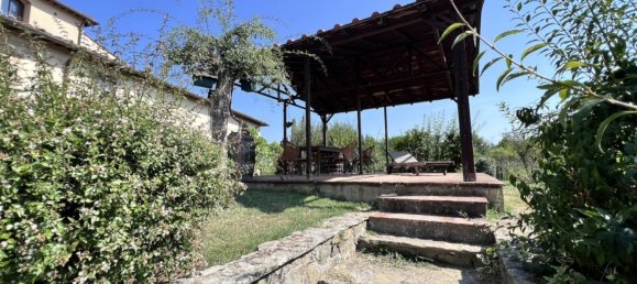 Квартира с 10 спальнями в Террануова Браччолини, Италия № 264811 14