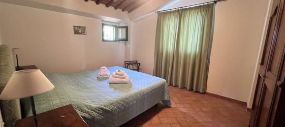 Квартира с 10 спальнями в Террануова Браччолини, Италия № 264811 32